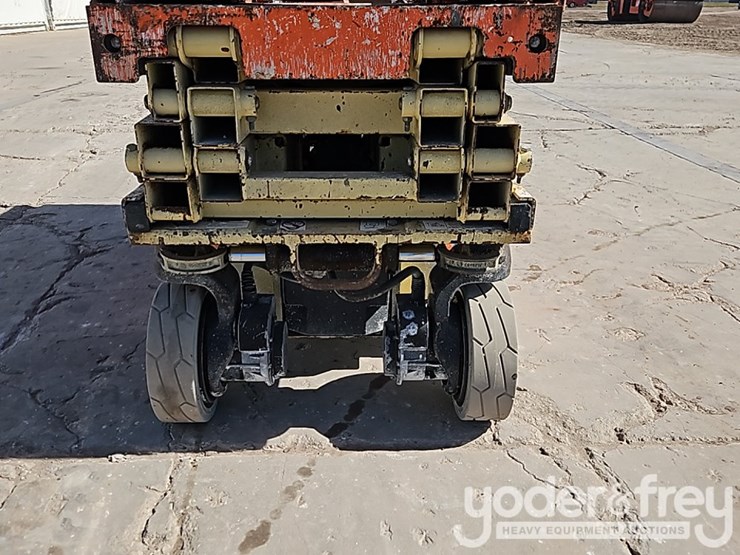 2016-jlg-1930es-image-9