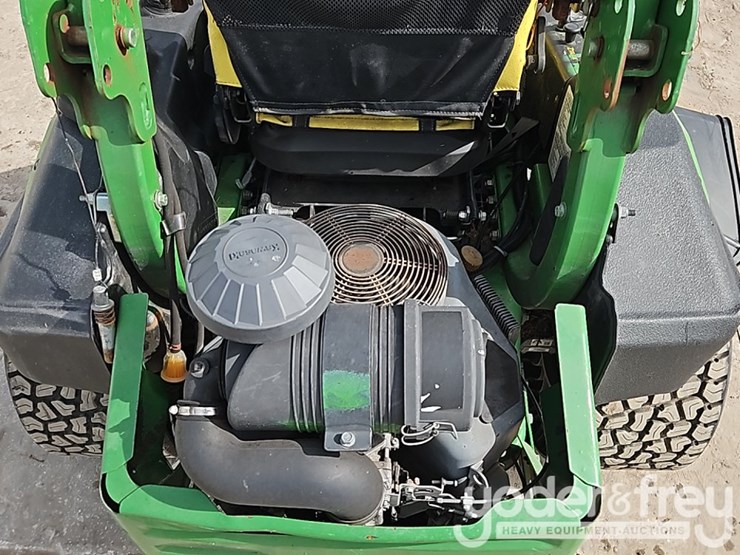 2015-john-deere-z950m-image-12