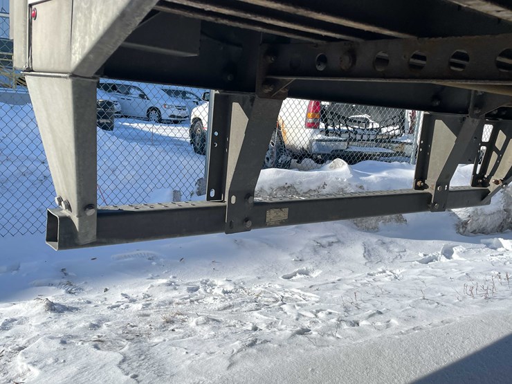 2022-stoughton-trailer-image-25