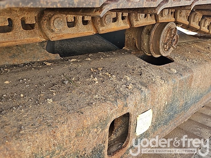 2016-jlg-600sc-image-10