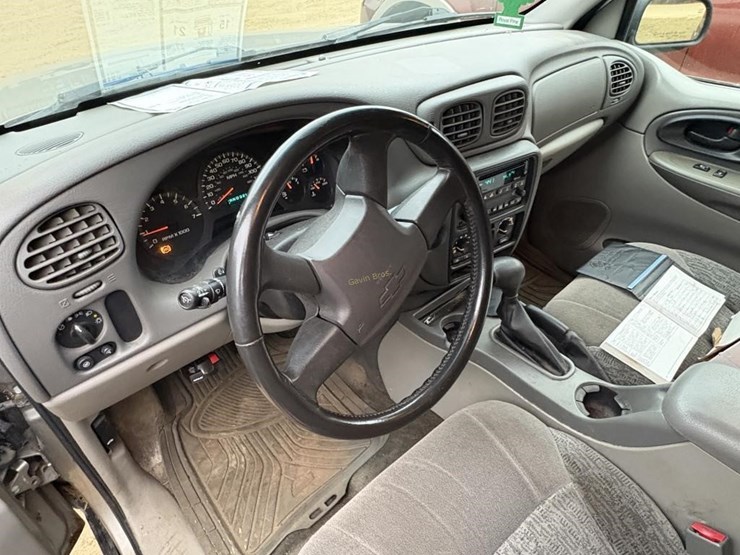 2003-chevrolet-trailblazer-image-14