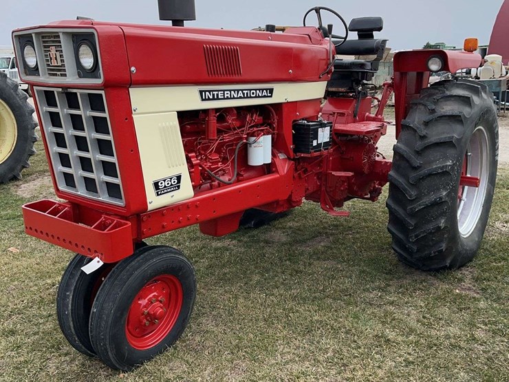 1971-international-966-image-3