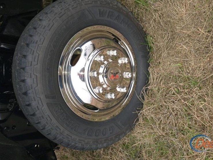 2012-ford-f350-image-18