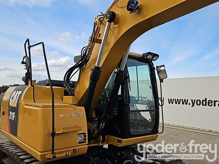 2019-caterpillar-311-flrr-image-14