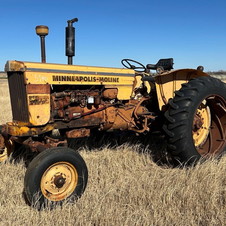 MINNEAPOLIS MOLINE M602