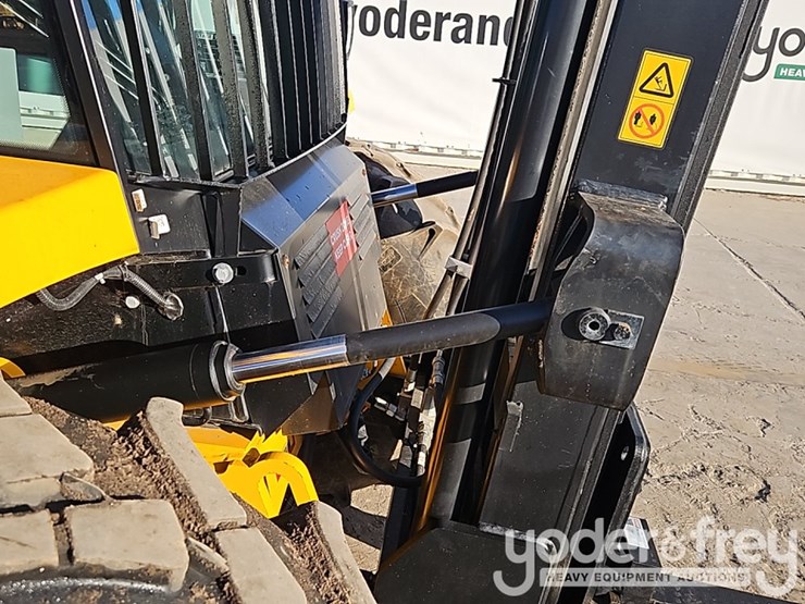 jcb-930-image-10