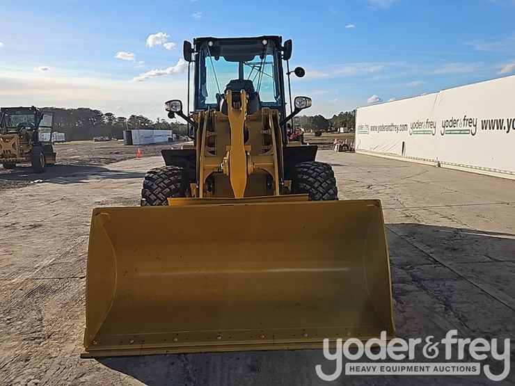 2024-caterpillar-910-image-14