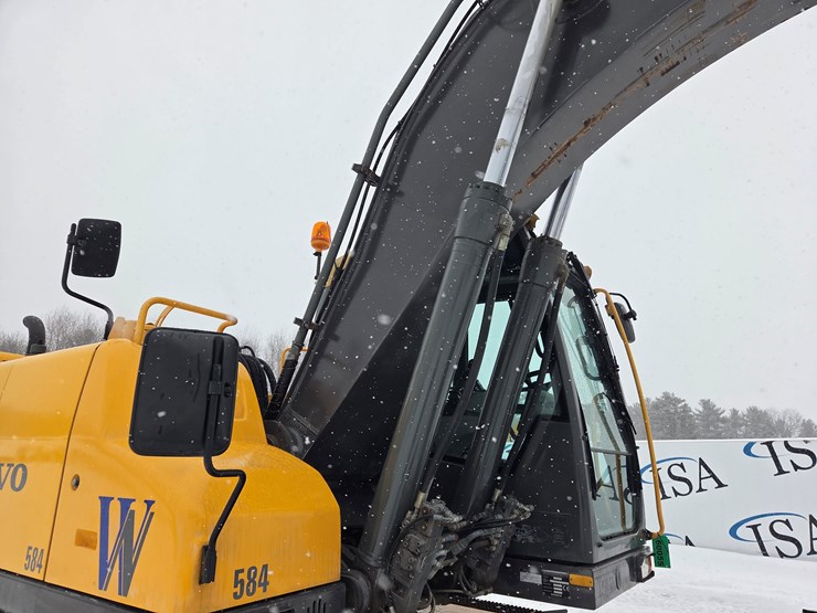 2010-volvo-ew180c-image-32