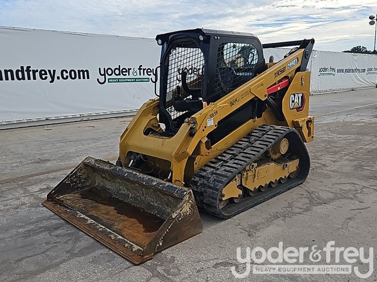 2021-caterpillar-289d3-image-1