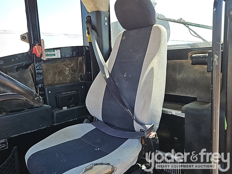 2013-prinoth-panther-t8-image-30