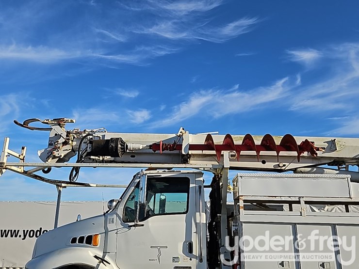 2009-sterling-acterra-image-29