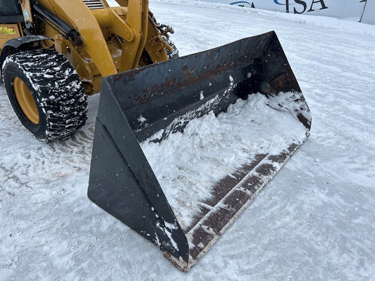 caterpillar-903d-image-9