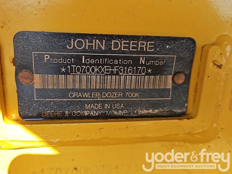 2017-deere-700k-lgp-image-37