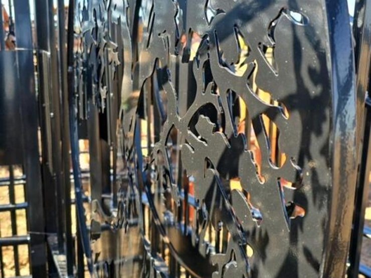 20'-tree-of-life-bi-parting-gate-image-2