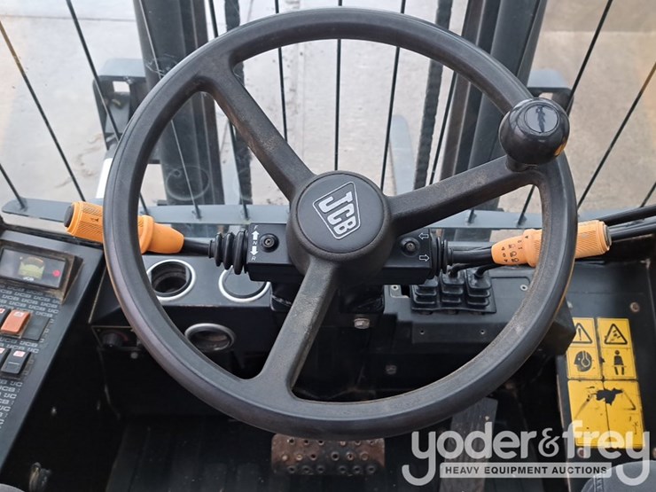 2019-jcb-940-image-31
