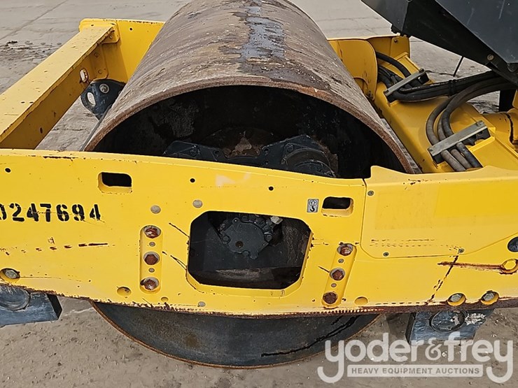 2018-bomag-bw145d-5-image-14