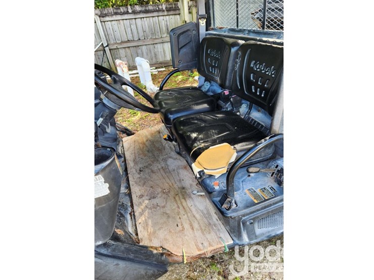 2020-kubota-rtv-x1120-image-8