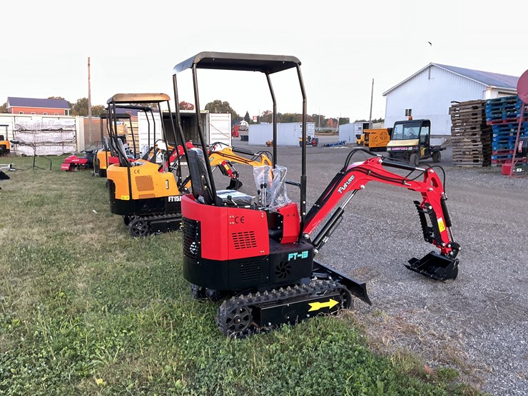 #1206-•-unused-future-ft13-mini-excavator-image-38