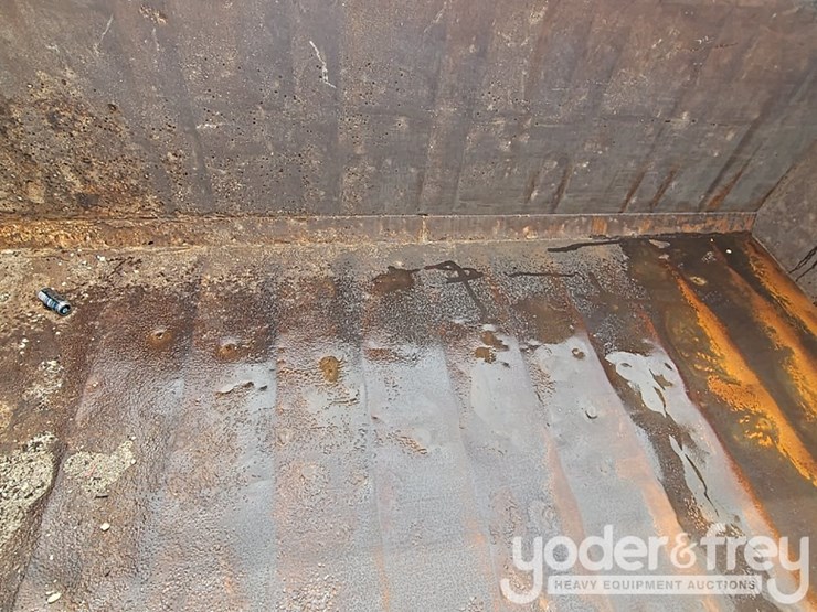 2009-kenworth-w900-image-31