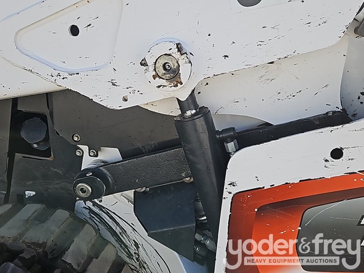 2021-bobcat-t76-image-20