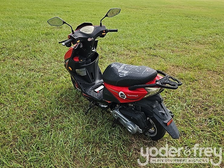 49cc-scooter-(non-runner)(sold-for-parts-only---has-no-title)-image-3