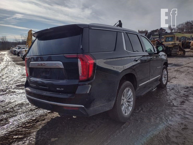 2022-gmc-yukon-slt-image-39