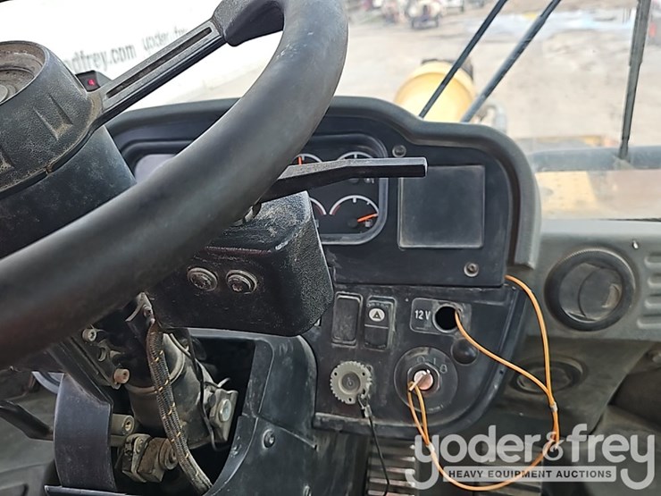 2011-caterpillar-972h-image-27