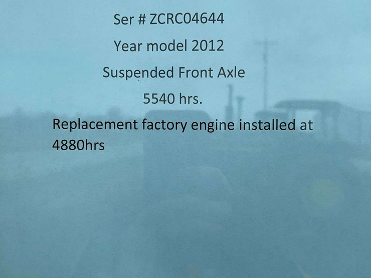 2012-new-holland-275-image-28