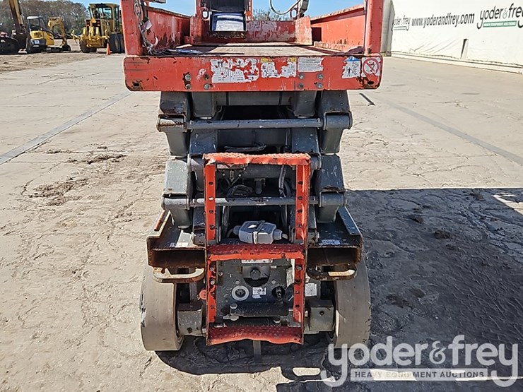 2017-skyjack-sjiii3226-image-11