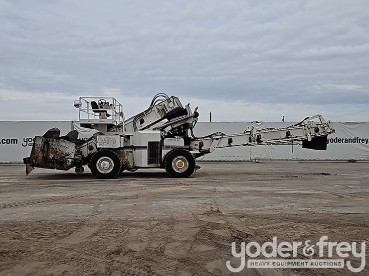 2015-weiler-e1250a-image-3