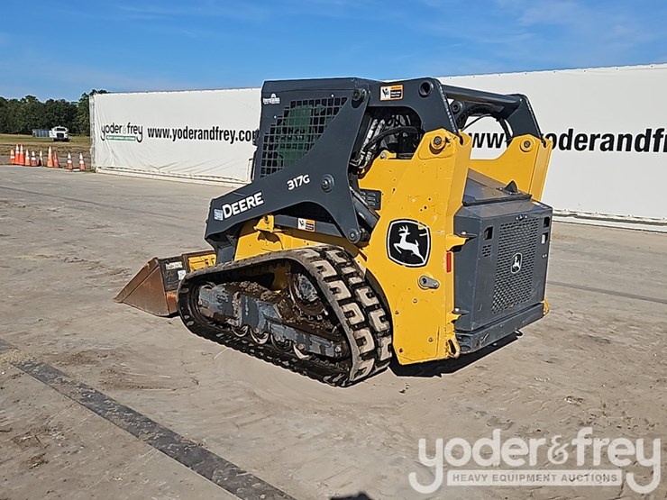 2023-deere-317g-image-4