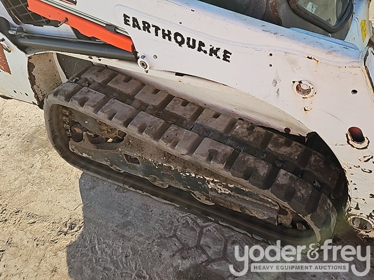 2023-bobcat-t450-image-11