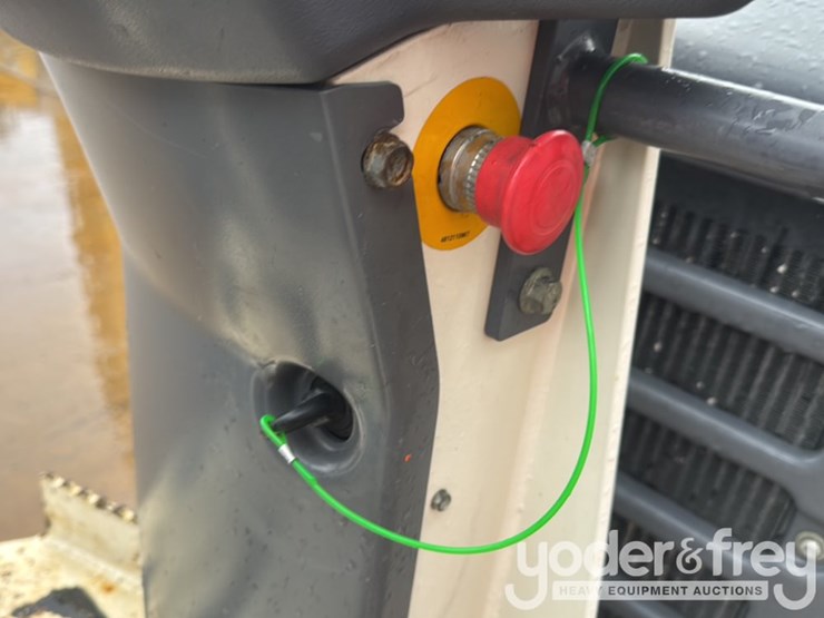 2020-dynapac-cc1000-image-24