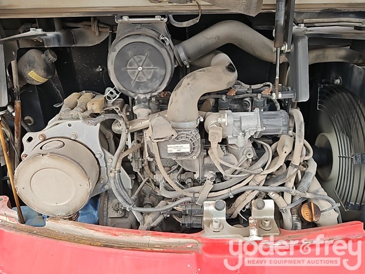 2020-takeuchi-tb240-image-29