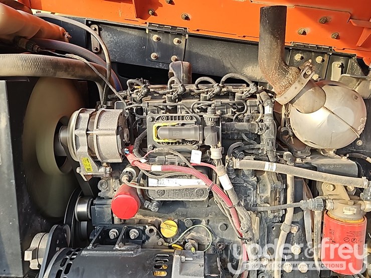 2017-jlg-660sj-image-22