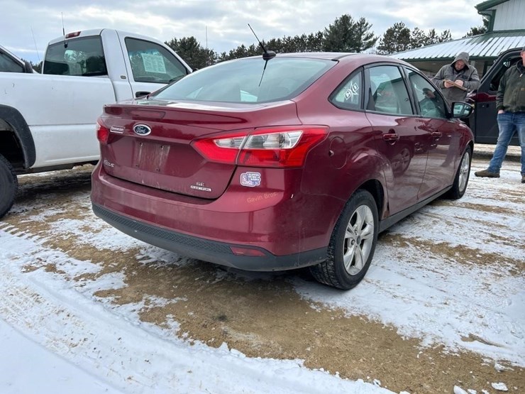 2014-ford-focus-se-car--as-is-image-5