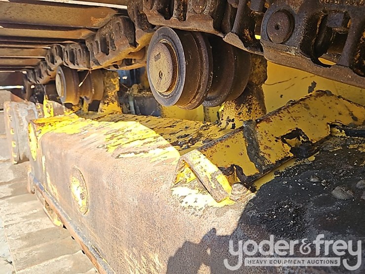 2021-komatsu-d51pxi-24-image-21