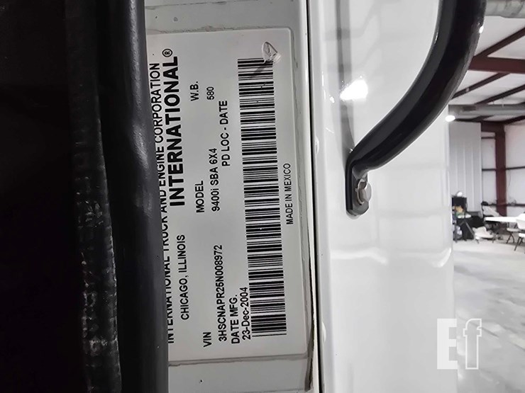 2005-international-9400-image-28
