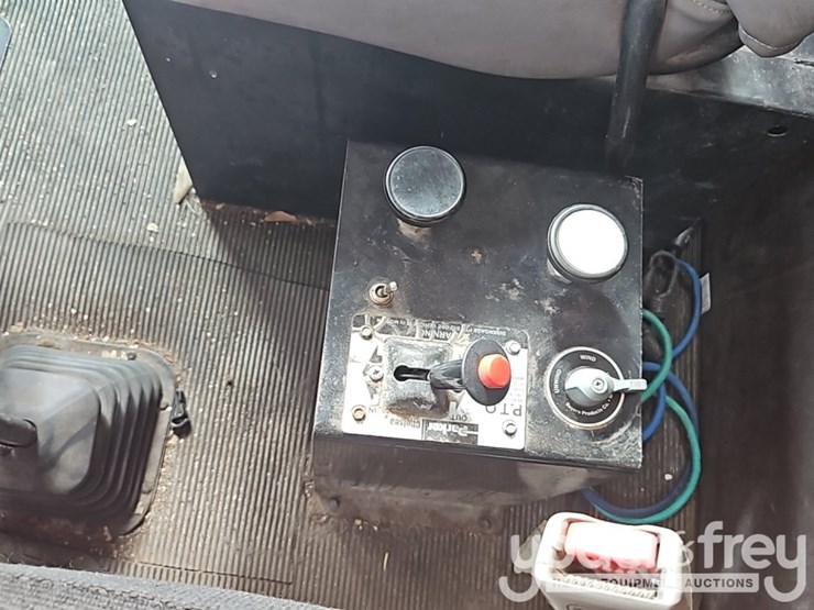 2009-kenworth-w900-image-39