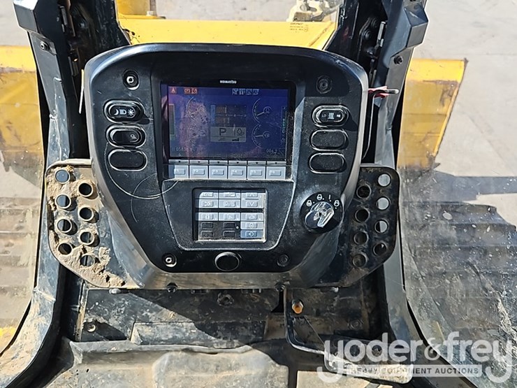 2022-komatsu-d61px-24-image-34