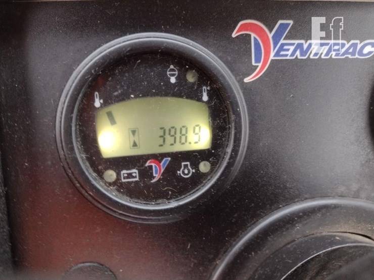 ventrac-3400l-lawn-mower-w/broom-image-6