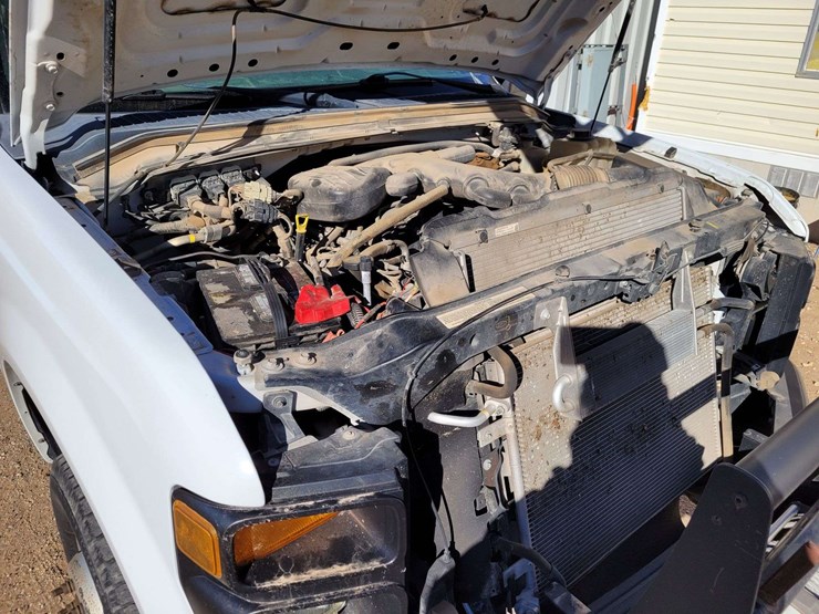 2010-ford-f350-image-15