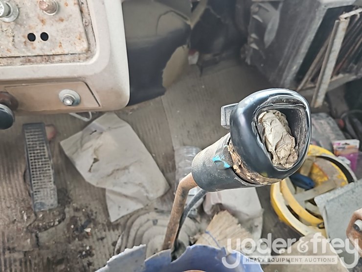 1988-ford-l8000-image-32