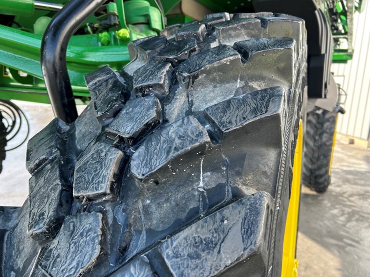 2015-john-deere-r4030-image-74