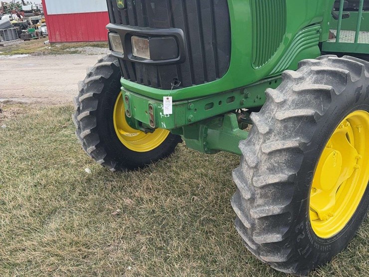john-deere-6215-image-4