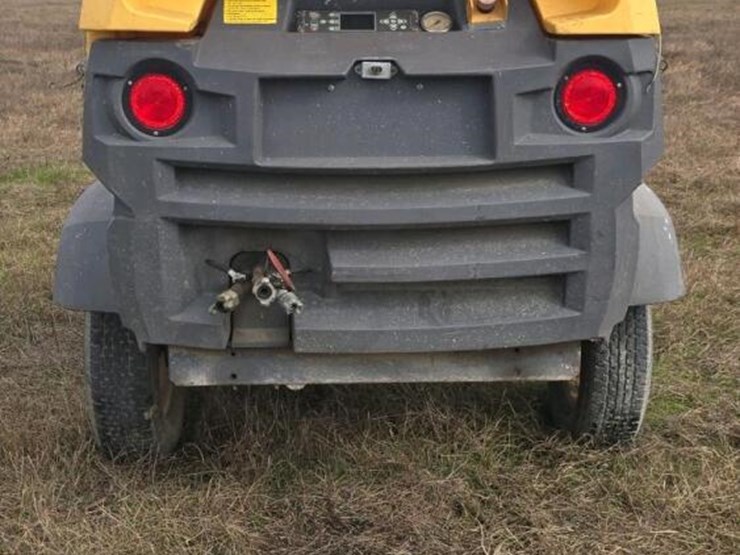 2018-atlas-copco-xas185-image-3