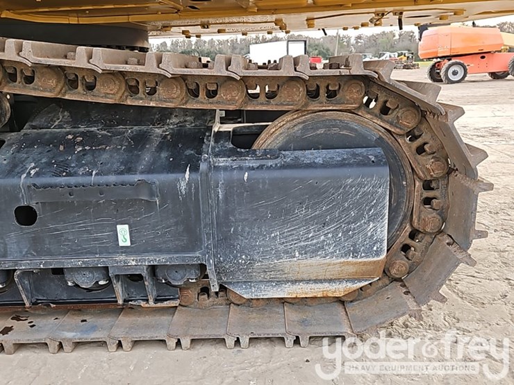 2023-caterpillar-336-image-27