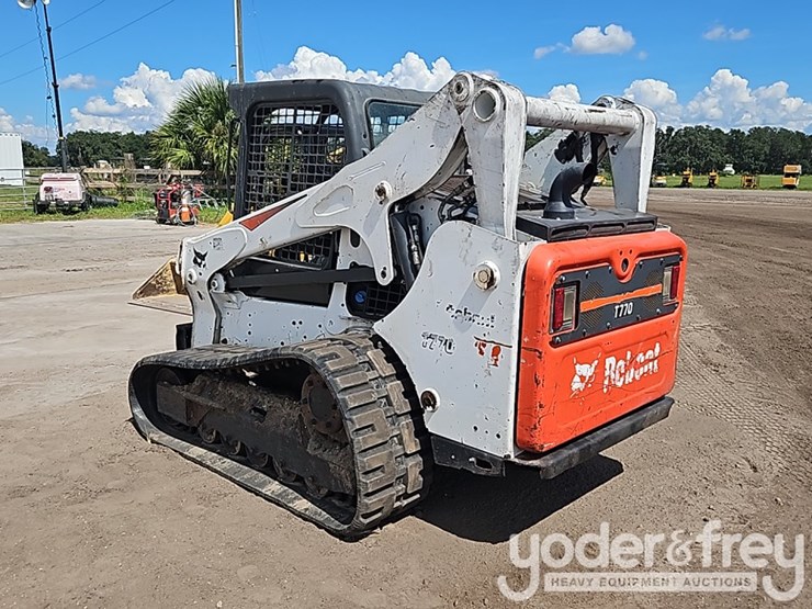 2017-bobcat-t770-image-13