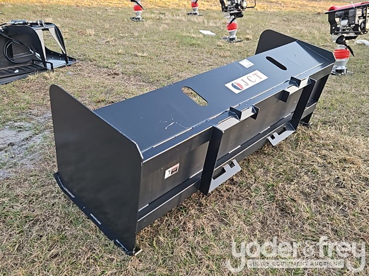 unused-jct-96"-pusher-box-to-suit-skidsteer-image-2