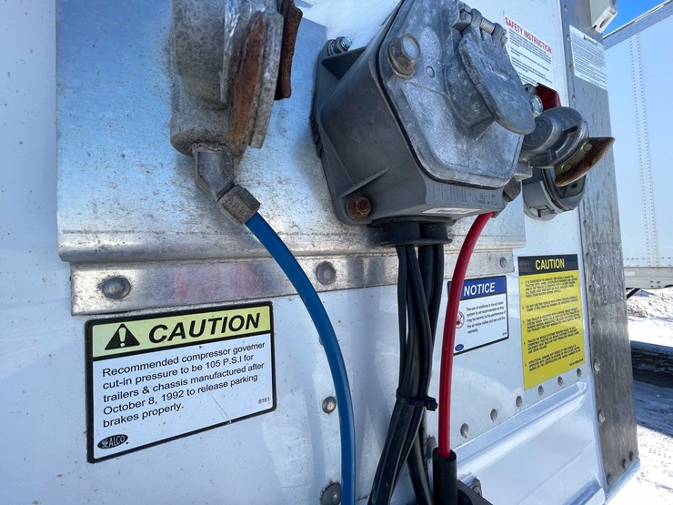 2023-stoughton-trailer-image-9